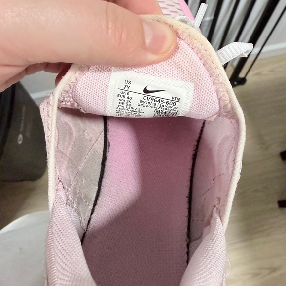 Nike Airmax 270 pink - Picture 5 of 9